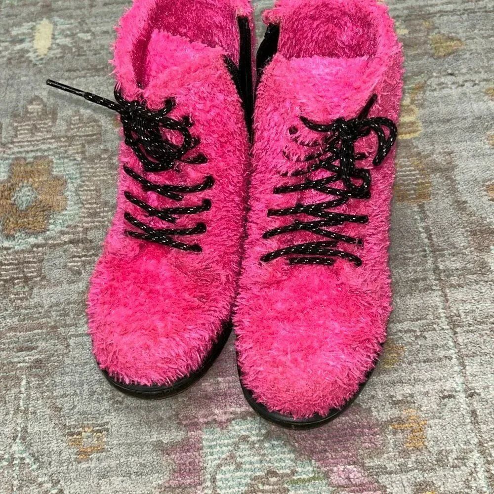 Dr martens hot pink tinsel boots sz 2